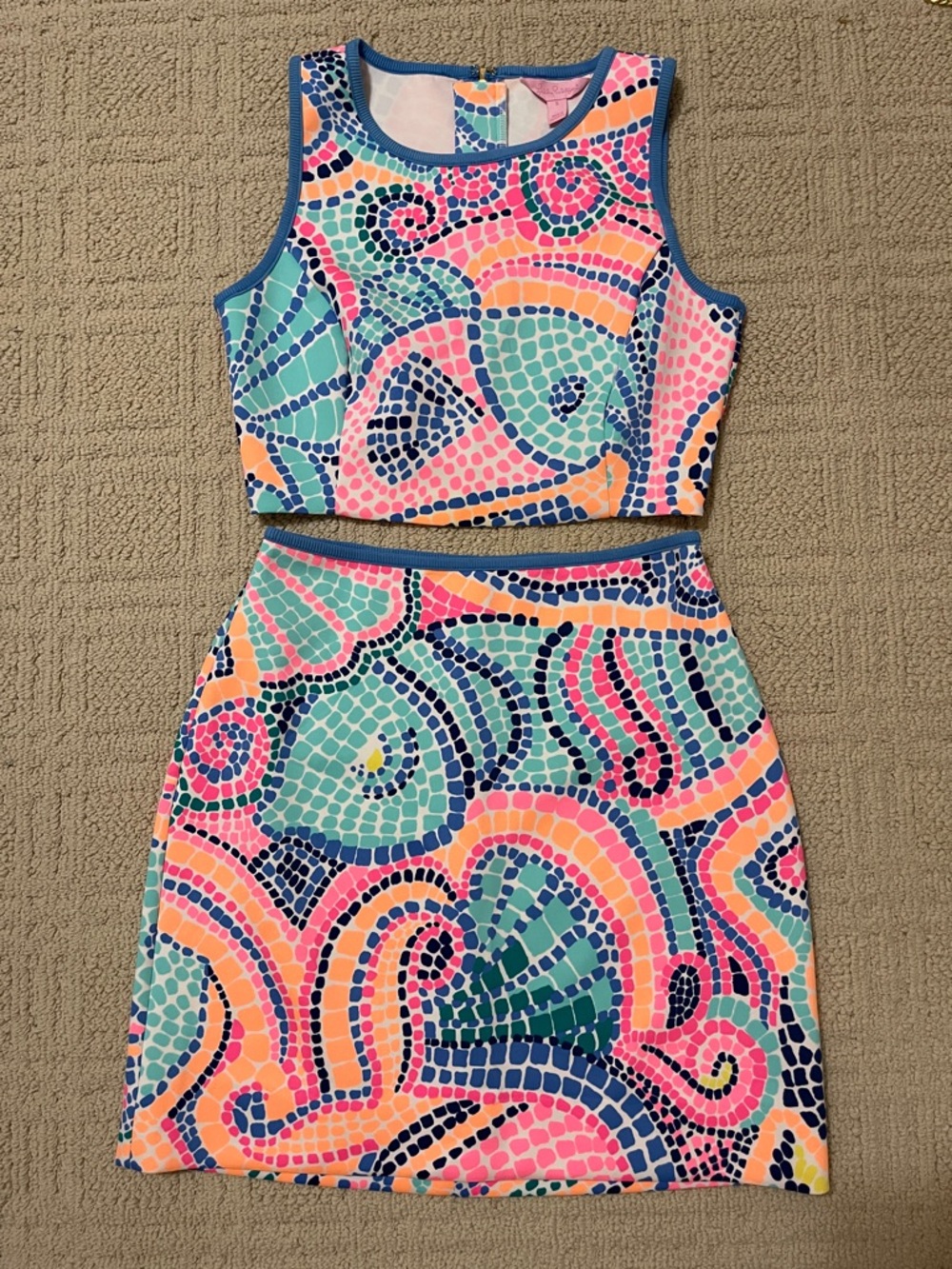 Lilly Pulitzer SET top and skirt size small EUC